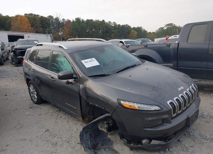 Photo 13 of 2016 Jeep Cherokee LATITUDE (VIN 1C4PJLCS1GW363666)