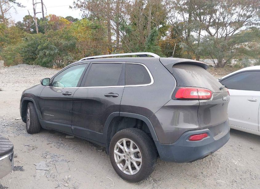 Photo 14 of 2016 Jeep Cherokee LATITUDE (VIN 1C4PJLCS1GW363666)