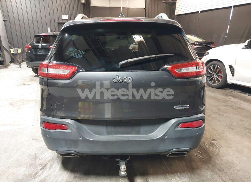 Photo 15 of 2017 Jeep Cherokee LATITUDE FWD (VIN 1C4PJLCS1HW592799)