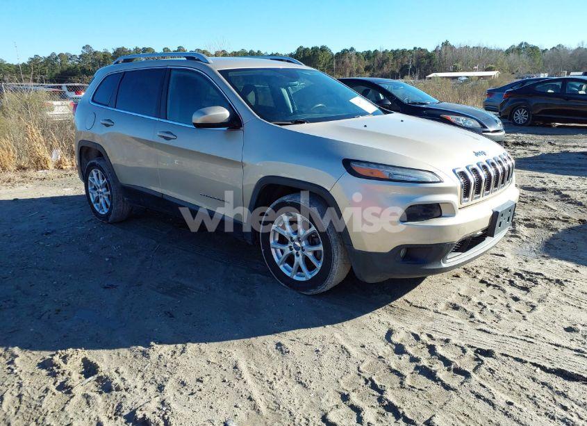 2014 Jeep Cherokee LATITUDE (VIN 1C4PJLCS2EW265520) main photo