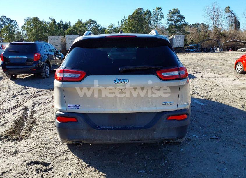 Photo 16 of 2014 Jeep Cherokee LATITUDE (VIN 1C4PJLCS2EW265520)