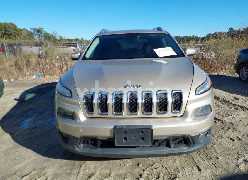 Photo 6 of 2014 Jeep Cherokee LATITUDE (VIN 1C4PJLCS2EW265520)