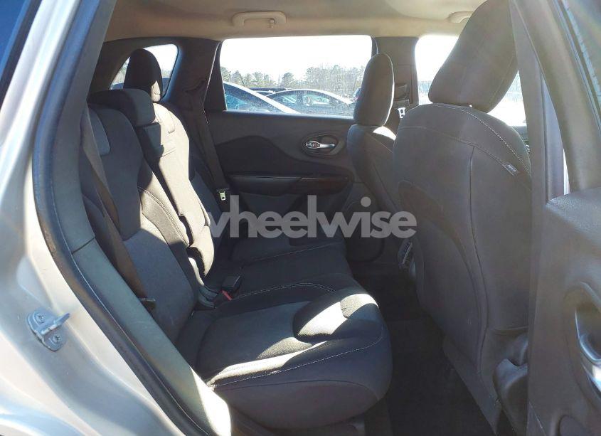 Photo 8 of 2014 Jeep Cherokee LATITUDE (VIN 1C4PJLCS2EW265520)