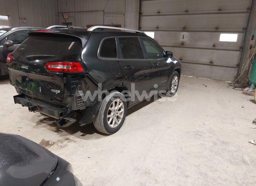 Photo 4 of 2015 Jeep Cherokee LATITUDE (VIN 1C4PJLCS2FW531636)