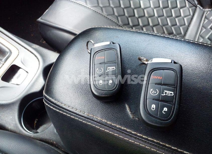 Photo 11 of 2016 Jeep Cherokee LATITUDE (VIN 1C4PJLCS2GW108508)