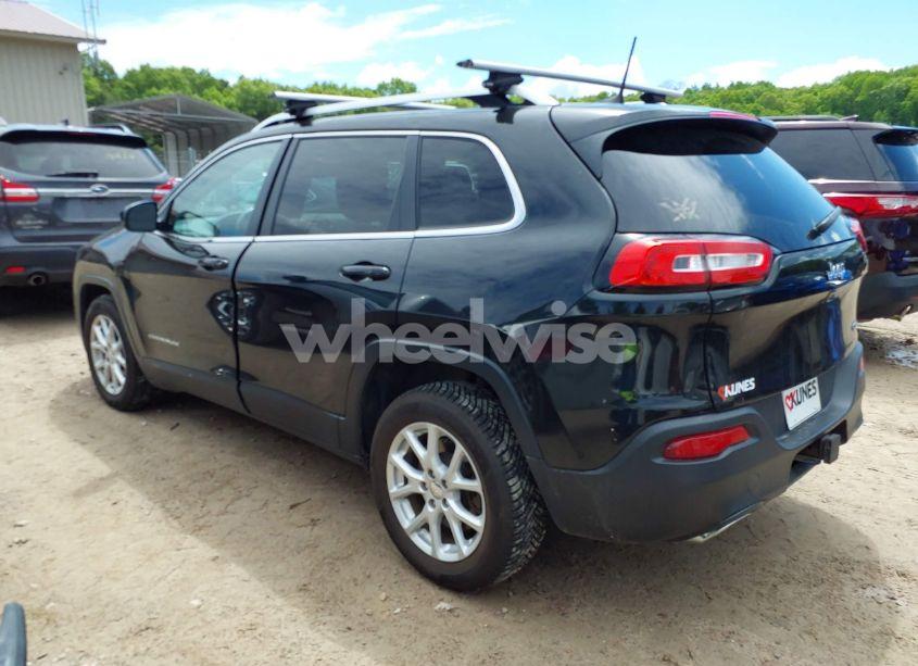 Photo 3 of 2016 Jeep Cherokee LATITUDE (VIN 1C4PJLCS2GW108508)