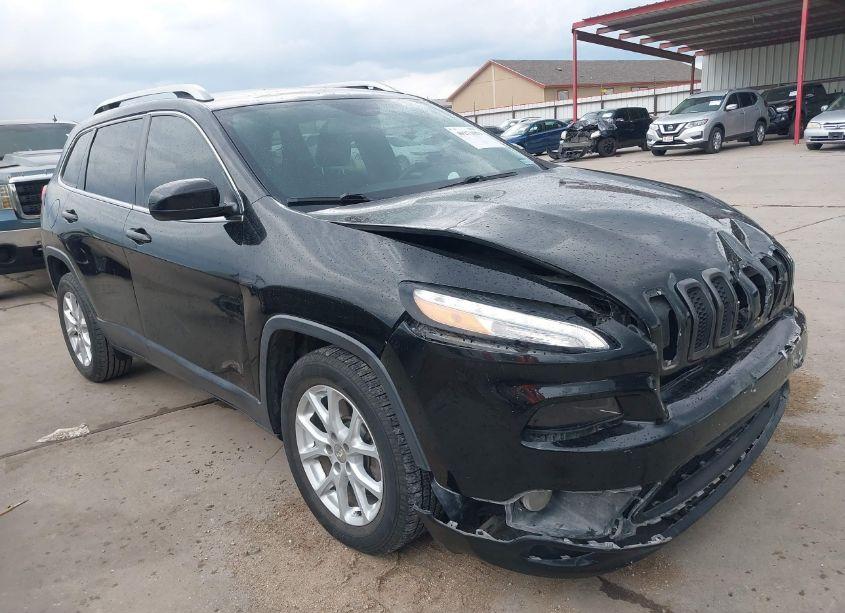 2016 Jeep Cherokee LATITUDE (VIN 1C4PJLCS2GW177862) main photo