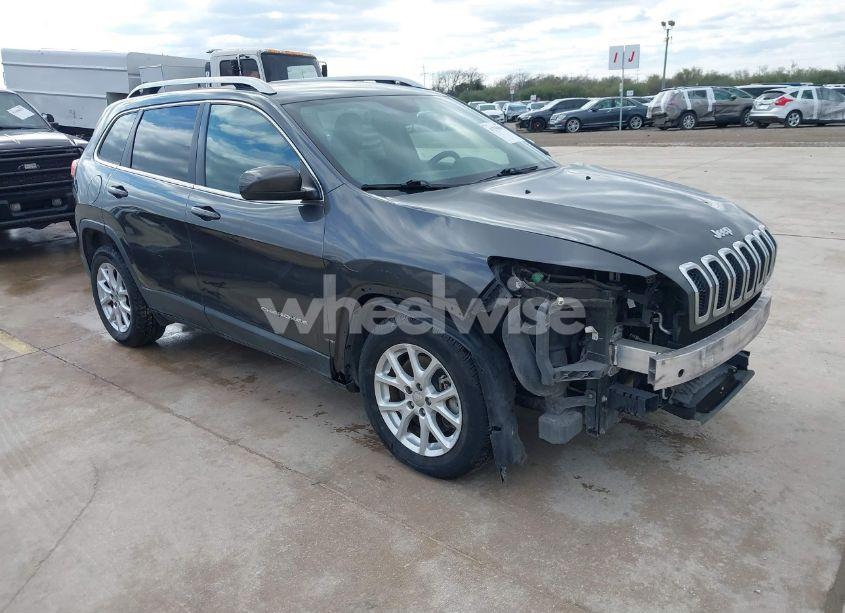 2016 Jeep Cherokee LATITUDE (VIN 1C4PJLCS2GW190322) main photo