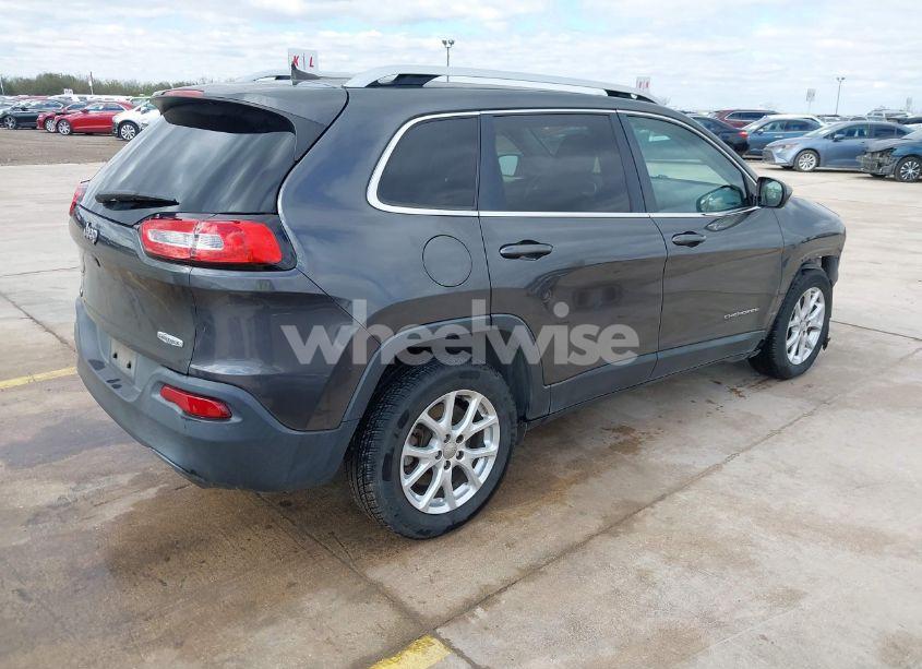 Photo 4 of 2016 Jeep Cherokee LATITUDE (VIN 1C4PJLCS2GW190322)