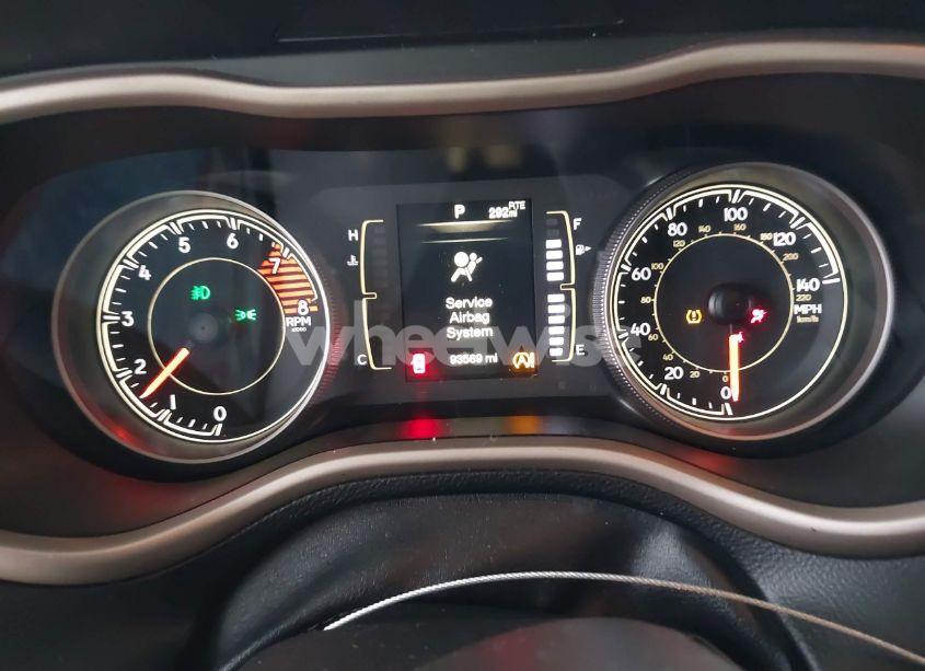 Photo 7 of 2017 Jeep Cherokee LATITUDE FWD (VIN 1C4PJLCS2HW596098)