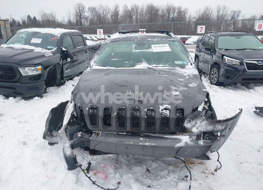 Photo 13 of 2014 Jeep Cherokee LATITUDE (VIN 1C4PJLCS3EW185157)
