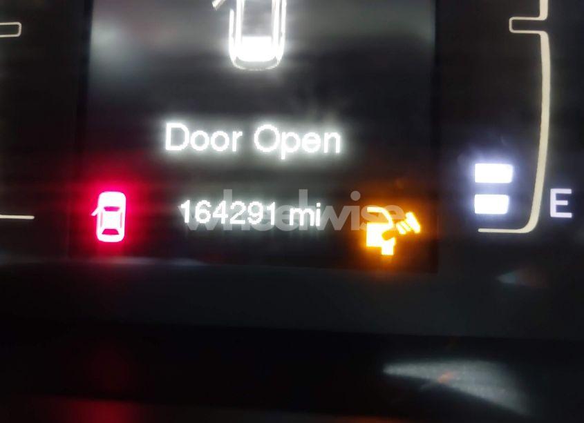 Photo 16 of 2015 Jeep Cherokee LATITUDE (VIN 1C4PJLCS3FW670254)