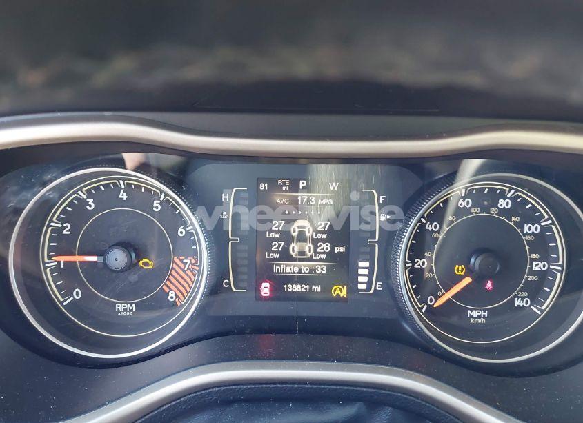 Photo 7 of 2015 Jeep Cherokee LATITUDE (VIN 1C4PJLCS3FW707576)