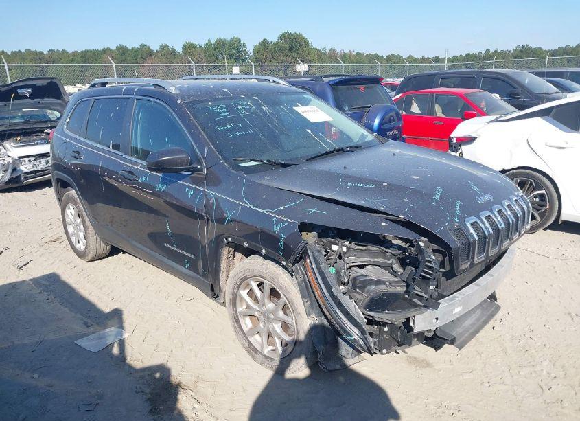 2017 Jeep Cherokee LATITUDE FWD (VIN 1C4PJLCS3HW514783) main photo