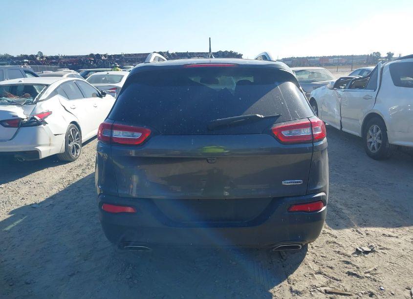 Photo 16 of 2017 Jeep Cherokee LATITUDE FWD (VIN 1C4PJLCS3HW514783)