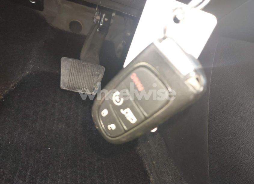 Photo 11 of 2017 Jeep Cherokee LATITUDE FWD (VIN 1C4PJLCS3HW613636)