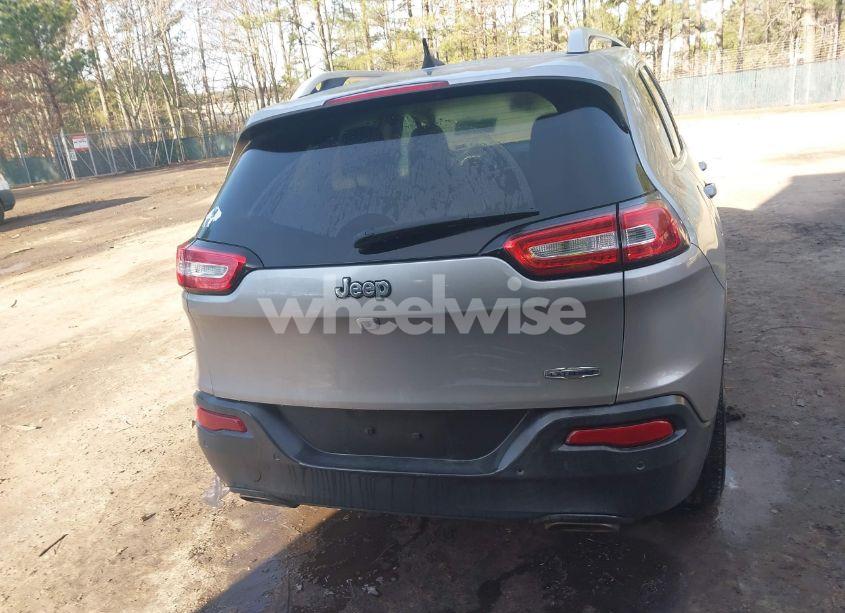 Photo 16 of 2017 Jeep Cherokee LATITUDE FWD (VIN 1C4PJLCS3HW613636)