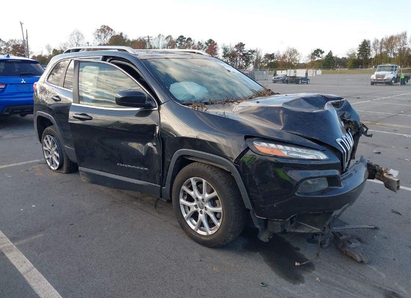 2014 Jeep Cherokee LATITUDE (VIN 1C4PJLCS4EW148716) main photo