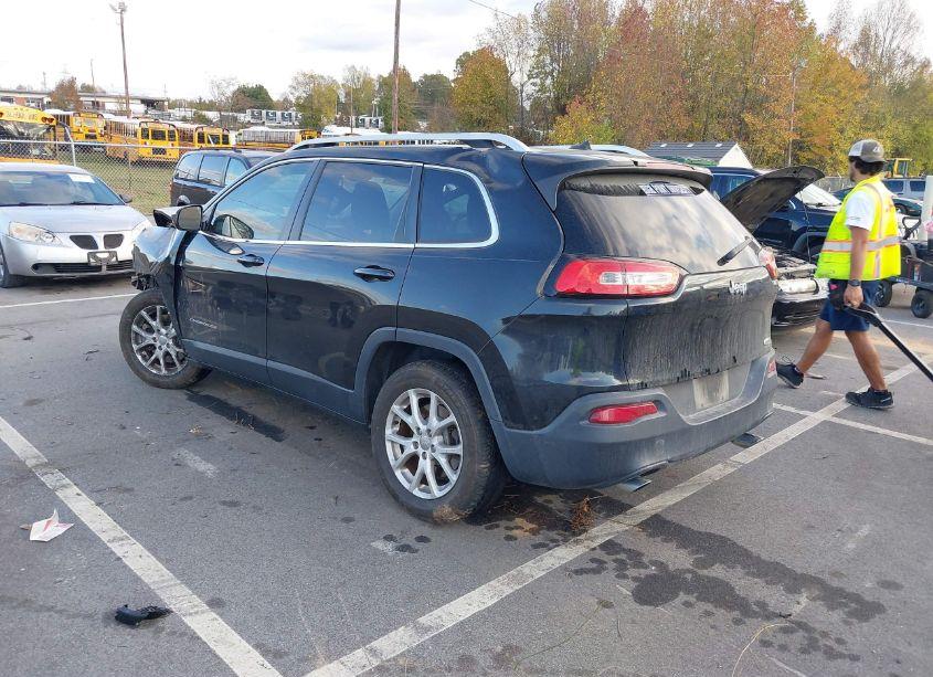 Photo 3 of 2014 Jeep Cherokee LATITUDE (VIN 1C4PJLCS4EW148716)