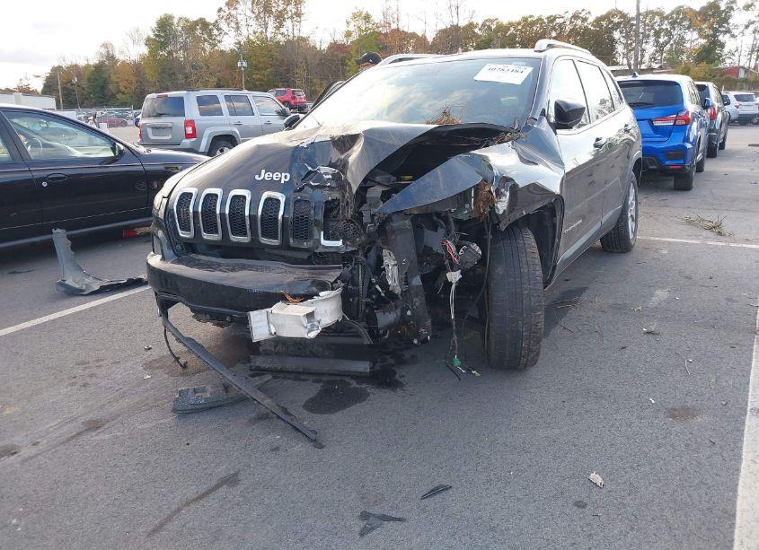 Photo 6 of 2014 Jeep Cherokee LATITUDE (VIN 1C4PJLCS4EW148716)