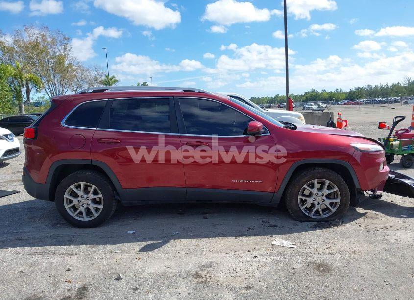Photo 14 of 2016 Jeep Cherokee LATITUDE (VIN 1C4PJLCS4GW362852)