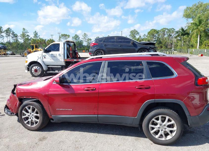 Photo 15 of 2016 Jeep Cherokee LATITUDE (VIN 1C4PJLCS4GW362852)