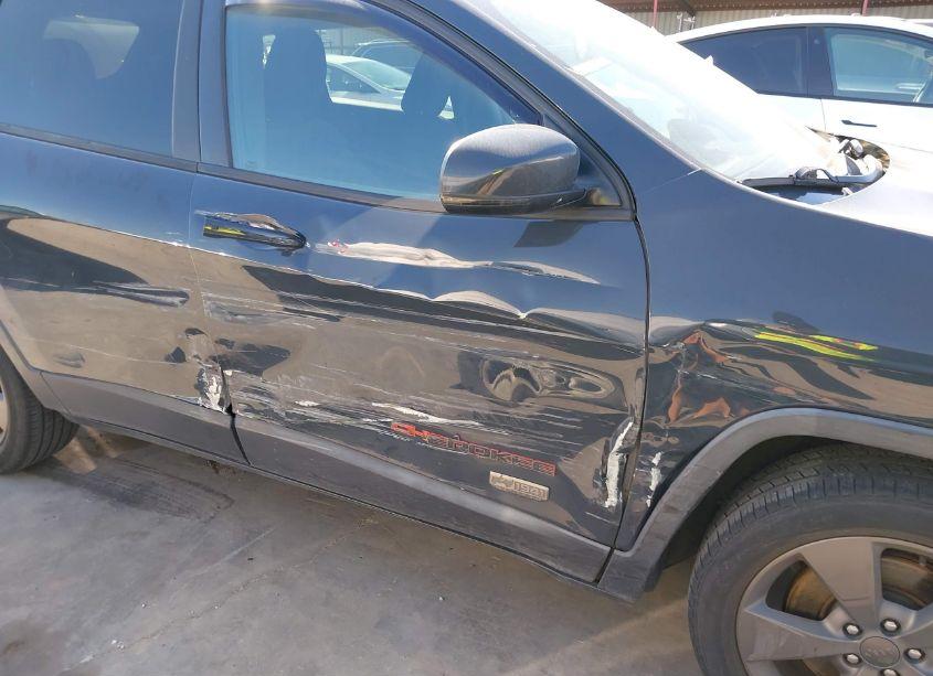 Photo 6 of 2017 Jeep Cherokee 75TH ANNIVERSARY EDITION FWD (VIN 1C4PJLCS4HW535805)