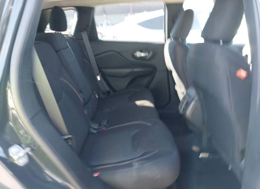 Photo 8 of 2017 Jeep Cherokee 75TH ANNIVERSARY EDITION FWD (VIN 1C4PJLCS4HW535805)