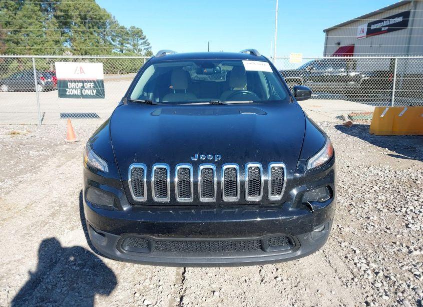 Photo 12 of 2017 Jeep Cherokee LATITUDE FWD (VIN 1C4PJLCS4HW640229)