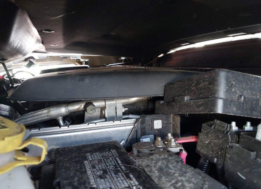 Photo 10 of 2015 Jeep Cherokee LATITUDE ALTITUDE (VIN 1C4PJLCS5FW722399)