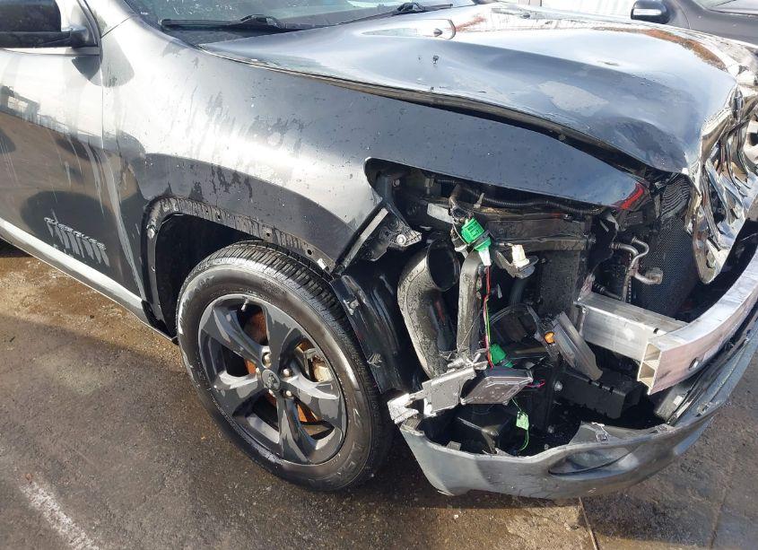 Photo 17 of 2015 Jeep Cherokee LATITUDE ALTITUDE (VIN 1C4PJLCS5FW722399)