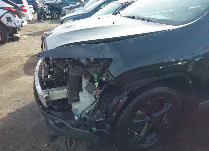 Photo 19 of 2015 Jeep Cherokee LATITUDE ALTITUDE (VIN 1C4PJLCS5FW722399)