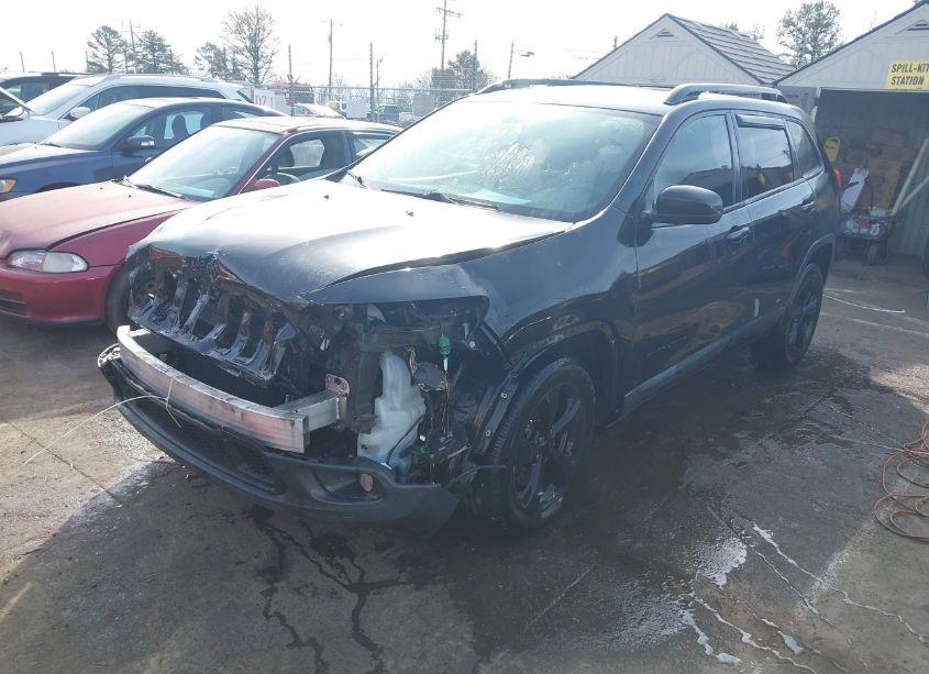 Photo 2 of 2015 Jeep Cherokee LATITUDE ALTITUDE (VIN 1C4PJLCS5FW722399)