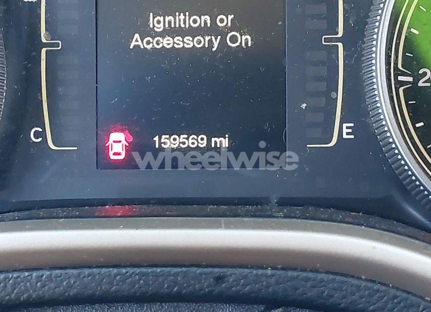 Photo 15 of 2015 Jeep Cherokee LATITUDE ALTITUDE (VIN 1C4PJLCS5FW770677)