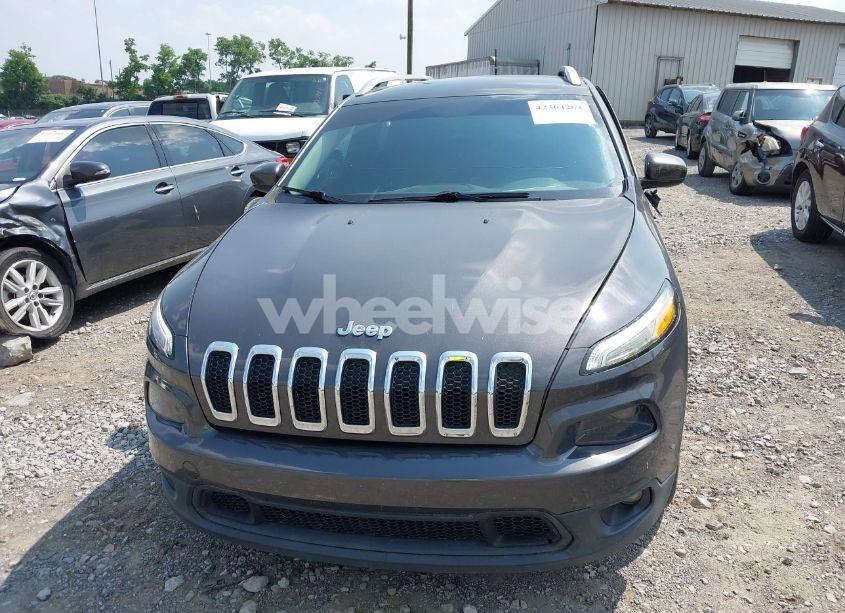 Photo 12 of 2016 Jeep Cherokee LATITUDE (VIN 1C4PJLCS5GW342822)