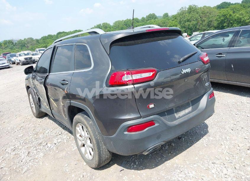 Photo 3 of 2016 Jeep Cherokee LATITUDE (VIN 1C4PJLCS5GW342822)