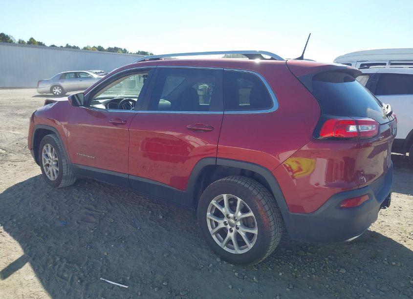 Photo 3 of 2017 Jeep Cherokee LATITUDE FWD (VIN 1C4PJLCS5HW592269)