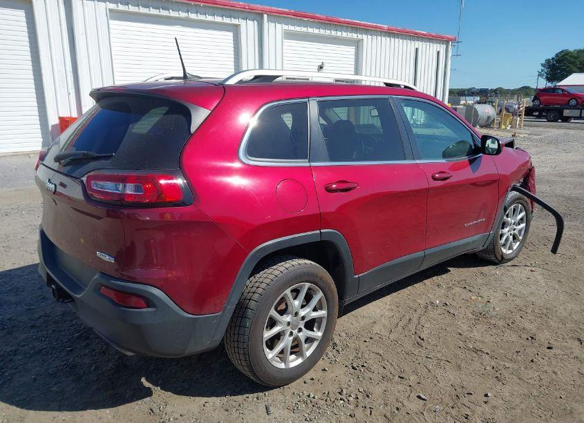 Photo 4 of 2017 Jeep Cherokee LATITUDE FWD (VIN 1C4PJLCS5HW592269)