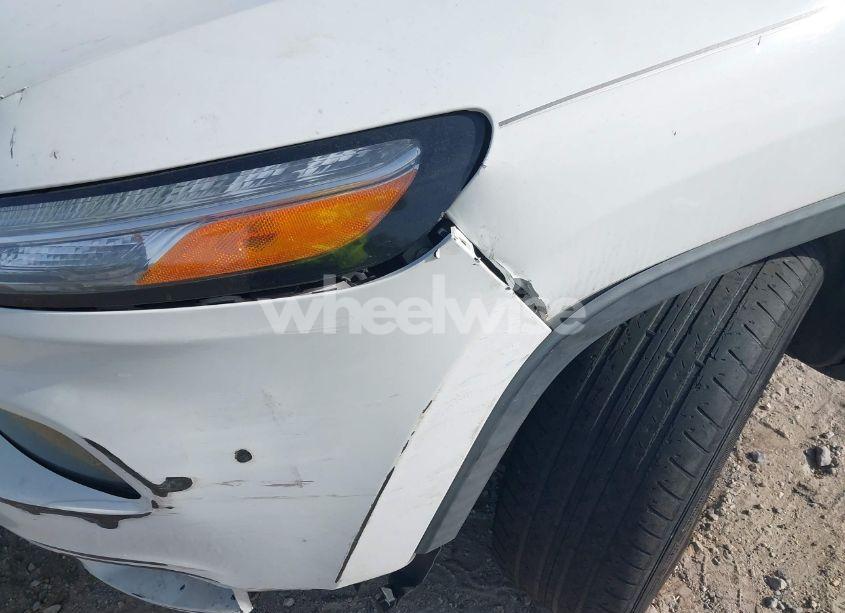 Photo 17 of 2015 Jeep Cherokee LATITUDE (VIN 1C4PJLCS6FW689607)