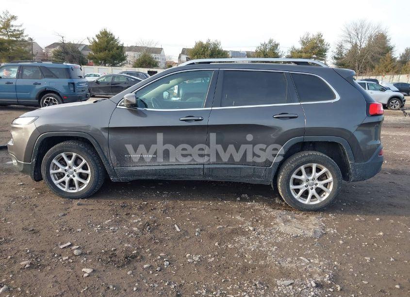 Photo 13 of 2015 Jeep Cherokee LATITUDE (VIN 1C4PJLCS6FW711556)