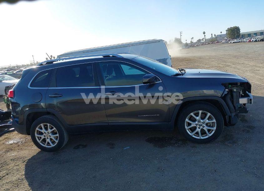 Photo 14 of 2015 Jeep Cherokee LATITUDE (VIN 1C4PJLCS6FW720452)