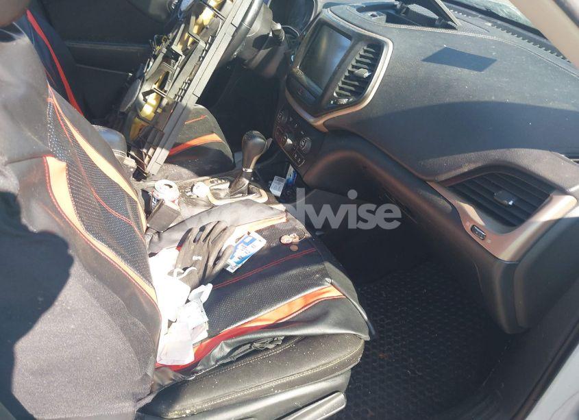 Photo 5 of 2014 Jeep Cherokee LATITUDE (VIN 1C4PJLCS7EW288095)