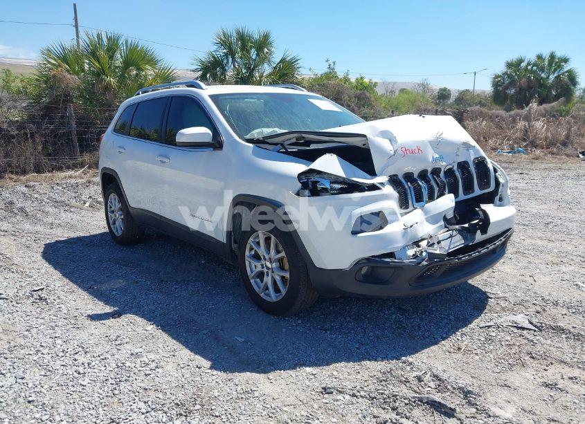 2015 Jeep Cherokee LATITUDE (VIN 1C4PJLCS7FW737387) main photo