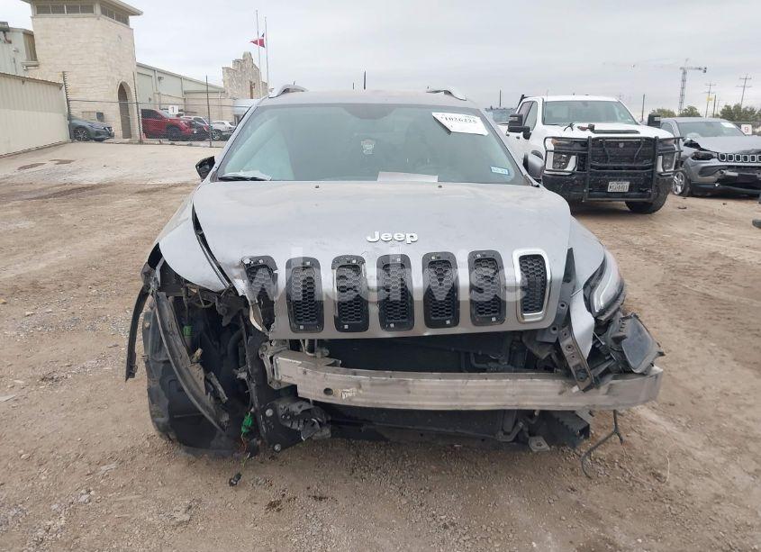 Photo 13 of 2016 Jeep Cherokee LATITUDE (VIN 1C4PJLCS7GW177789)