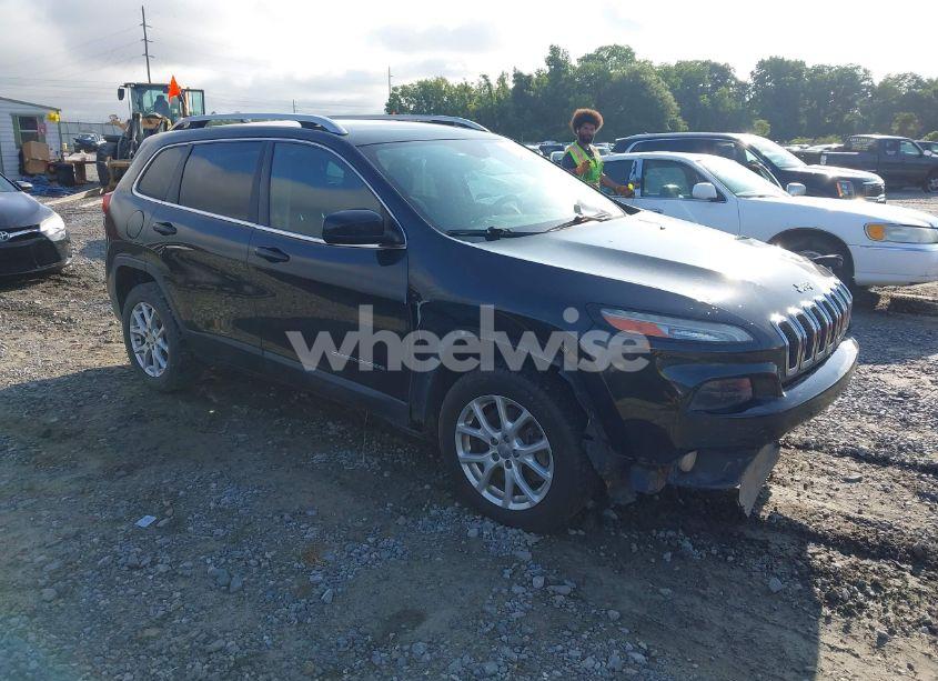 2016 Jeep Cherokee LATITUDE (VIN 1C4PJLCS7GW206935) main photo