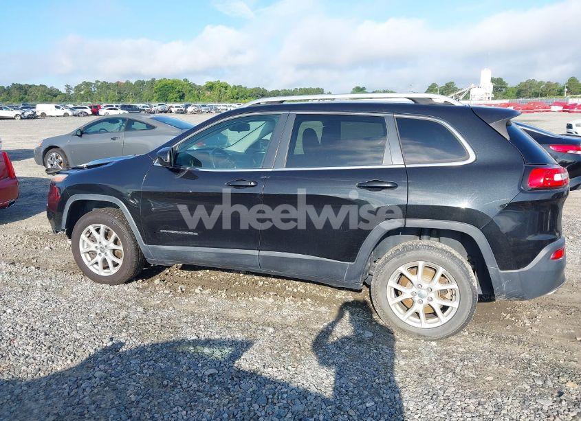 Photo 15 of 2016 Jeep Cherokee LATITUDE (VIN 1C4PJLCS7GW206935)