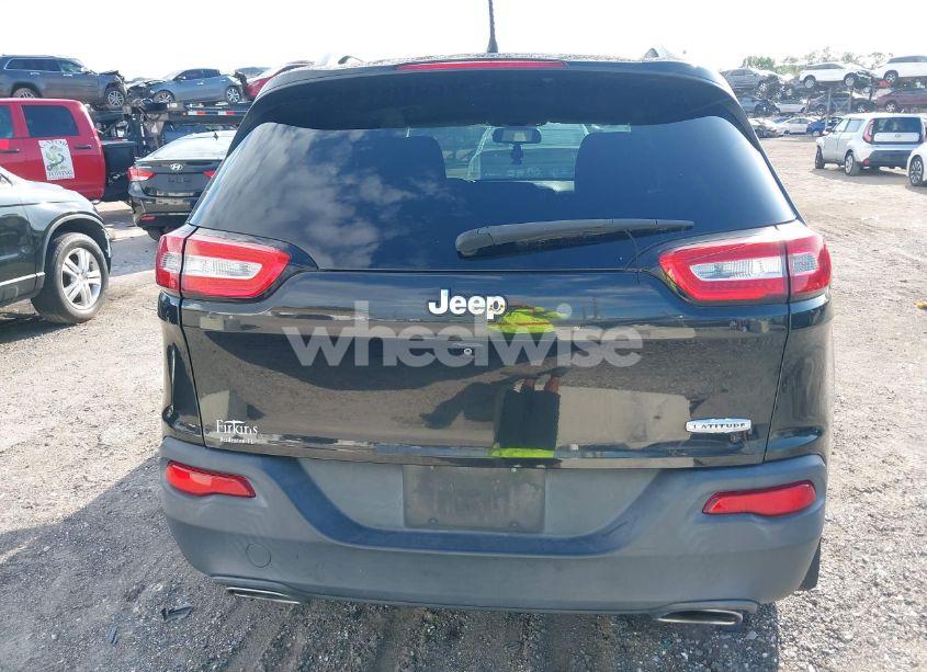 Photo 17 of 2015 Jeep Cherokee LATITUDE (VIN 1C4PJLCS8FW572661)
