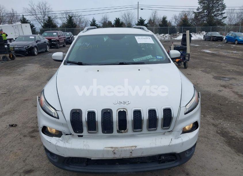 Photo 12 of 2015 Jeep Cherokee LATITUDE (VIN 1C4PJLCS8FW671254)