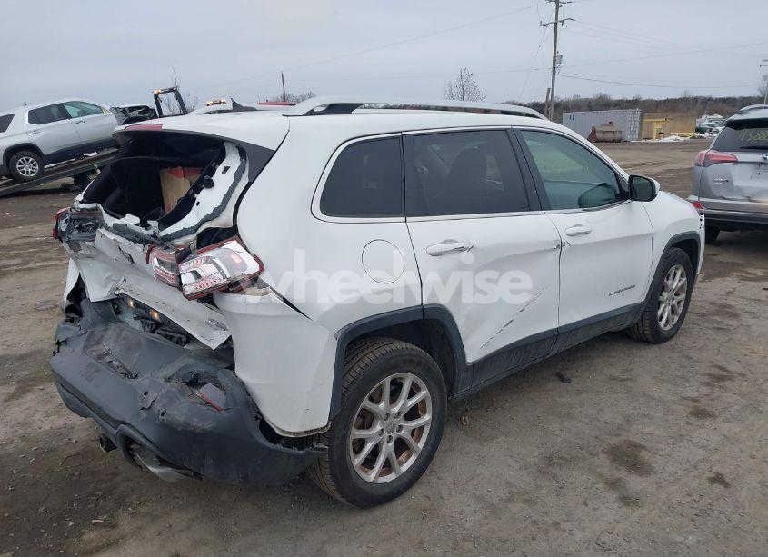 Photo 4 of 2015 Jeep Cherokee LATITUDE (VIN 1C4PJLCS8FW671254)
