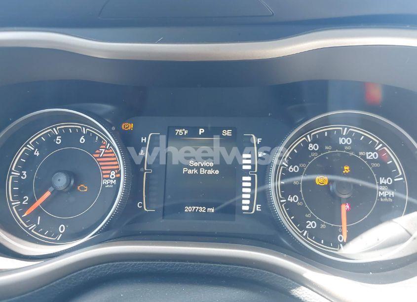 Photo 7 of 2016 Jeep Cherokee LATITUDE (VIN 1C4PJLCS8GW260180)